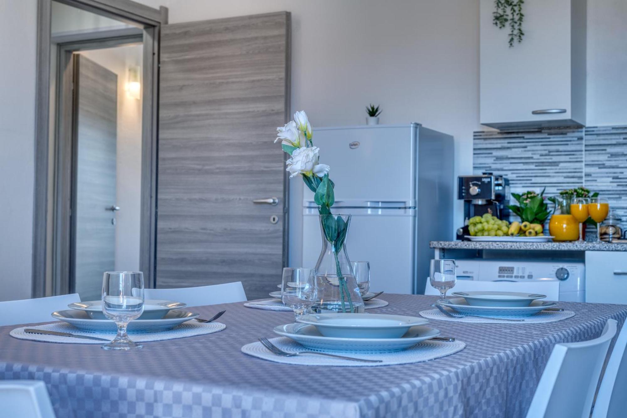 Izzhome Cozy Sunflowers Pula Bagian luar foto