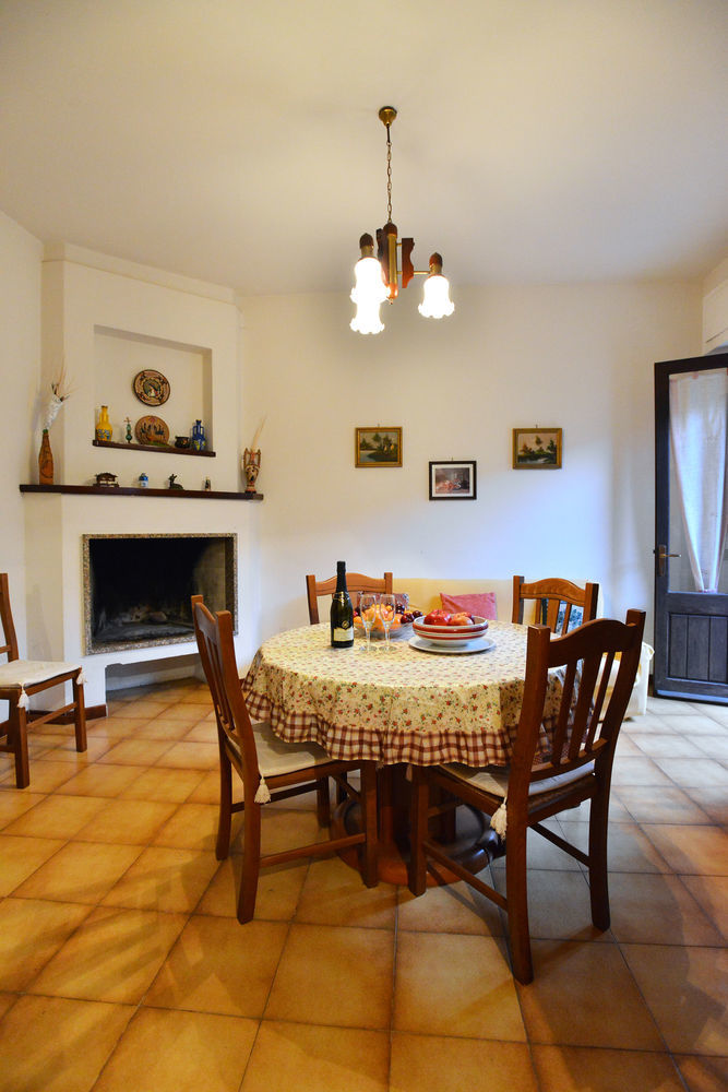 Izzhome Cozy Sunflowers Pula Bagian luar foto